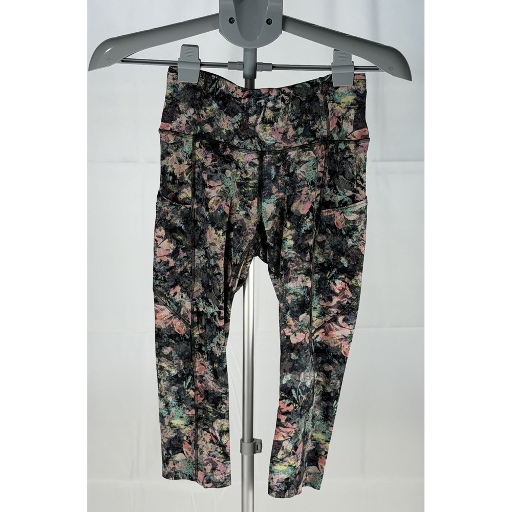Lululemon Fast and Free High-Rise Crop 19‎ Nulux Floral Multi Leggings Size 6